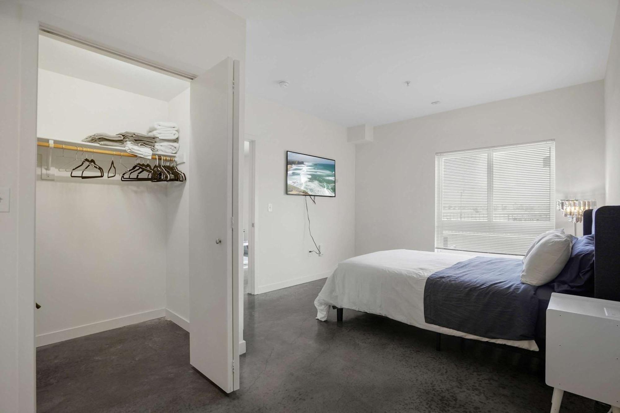 Dtla Haven Luxury 2br Arts District Apartment